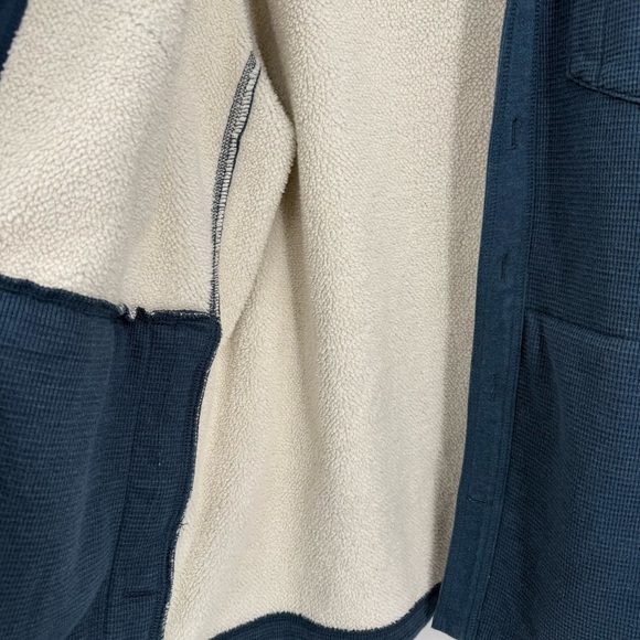 Duluth Trading Shirt Jacket Mens Size M Fleece Lined Blue Button Burly Shacket - Picture 7 of 15
